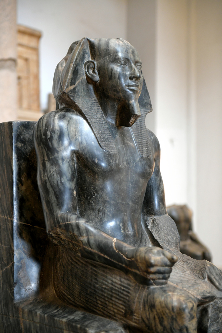 Ägypt. Museum: Statue