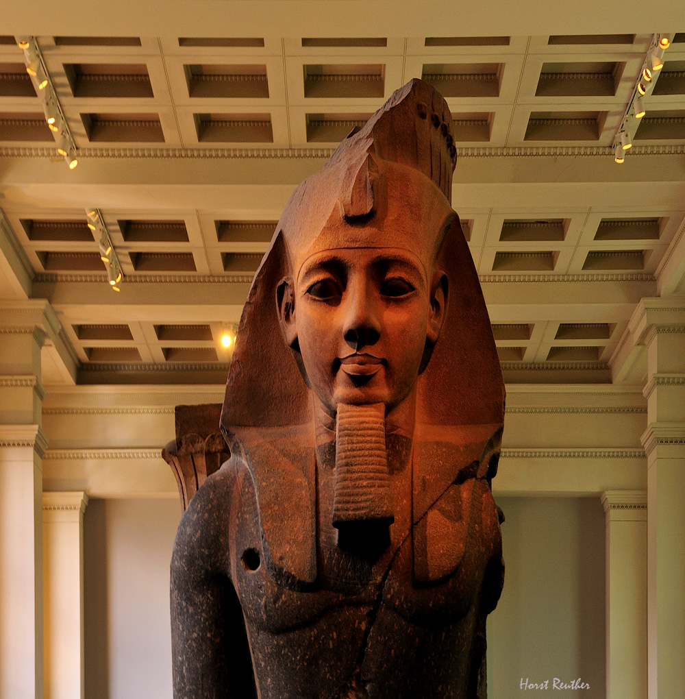 Ägyptische Statue im britischen Museum London