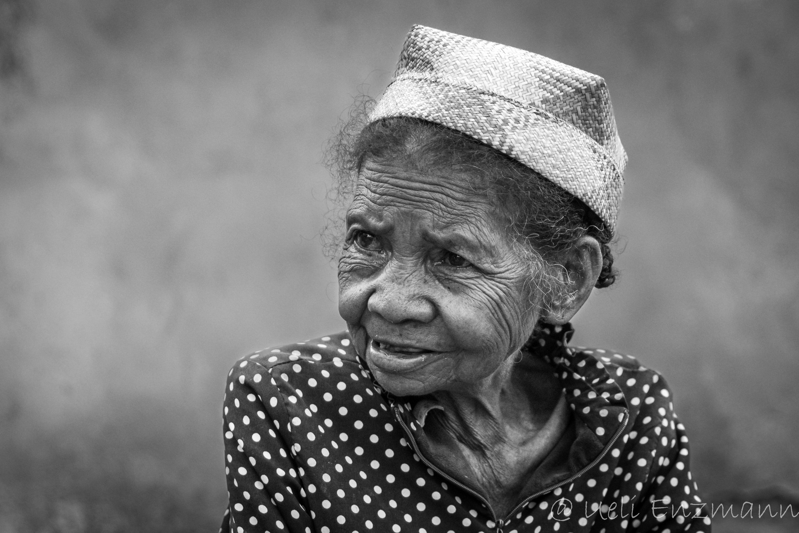 ... ältere Stammesfrau der Tanala