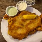 Äppelwoi-Unser - Schnitzel mit Bratkartoffel, grüne Soß