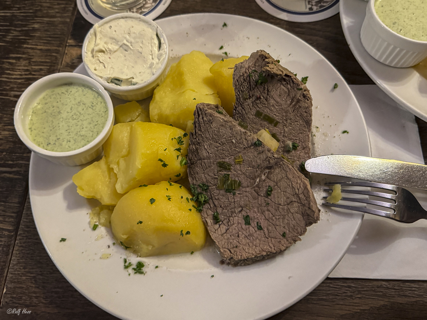 Äppelwoi-Unser - Tafelspitz mit Petersilienkartoffel, grüne Soß