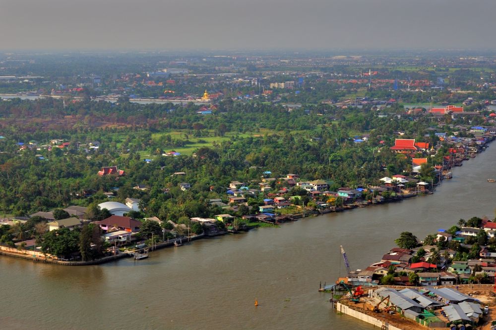 Aerial view down to Lat Kret channel