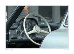 AERO 2011: 300 SL - Studie