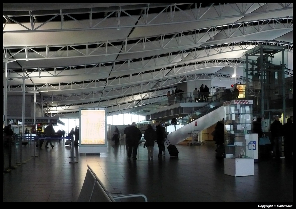 " Aéroport Brest Bretagne(Guipavas) "