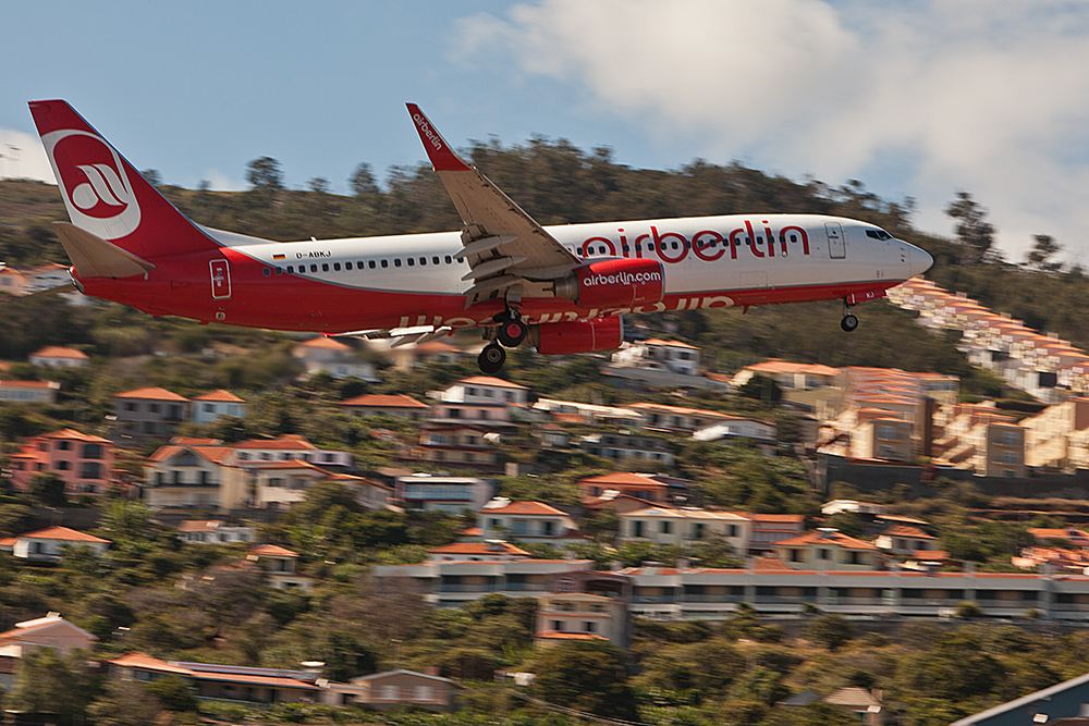 Aeroporto da Madeira (FNC) Airberlin Boeing 737 -800