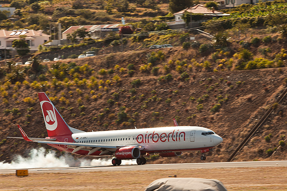 Aeroporto da Madeira (FNC) -Touchdown-