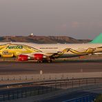 Aerosur Boeing 747-443