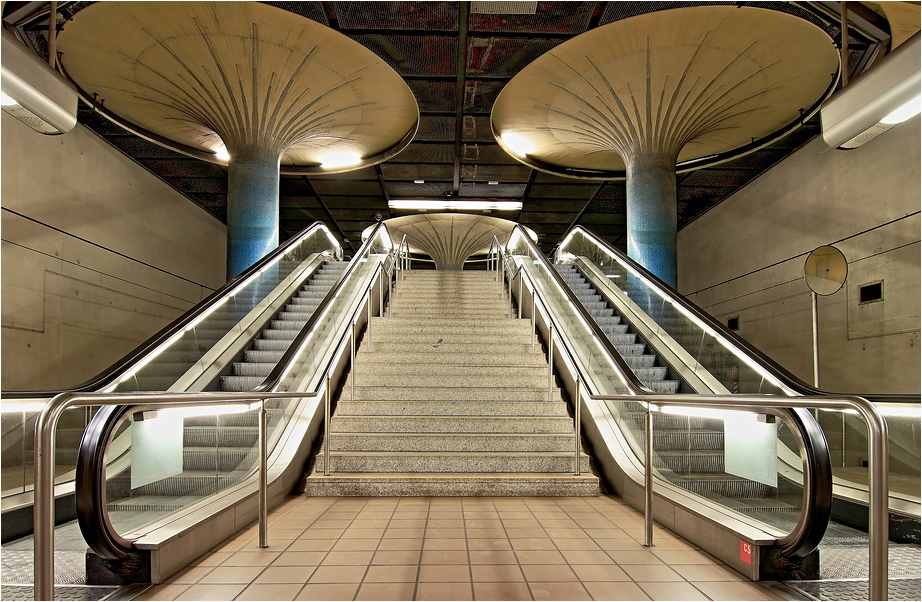 Ästhetik des Alltags / U-Bahnstation Alte Oper in Frankfurt/Main