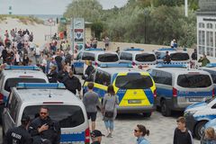 AFD Kundgebung und Gegendemo in Warnemünde (1)