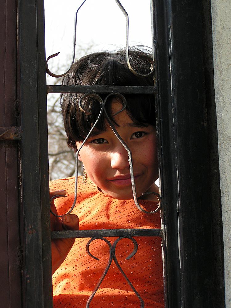 Afghanisches Mädchen bei Kabul