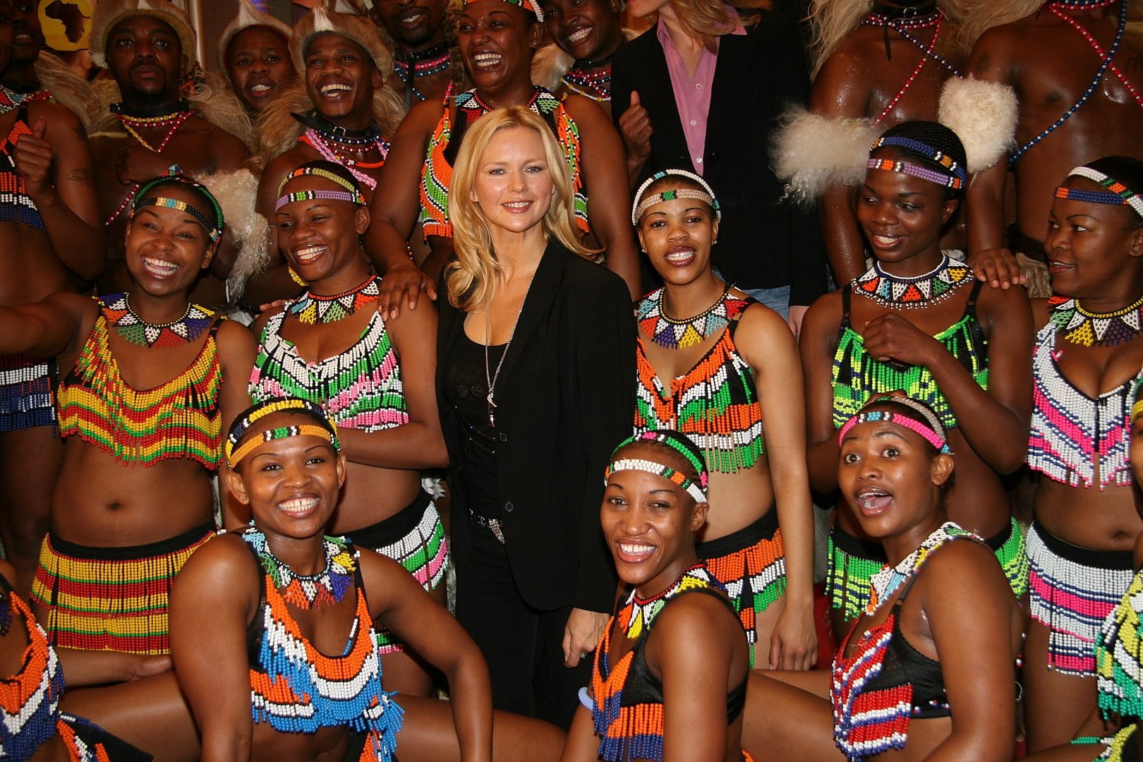 AFRICA UMOJA - Veronica Ferres