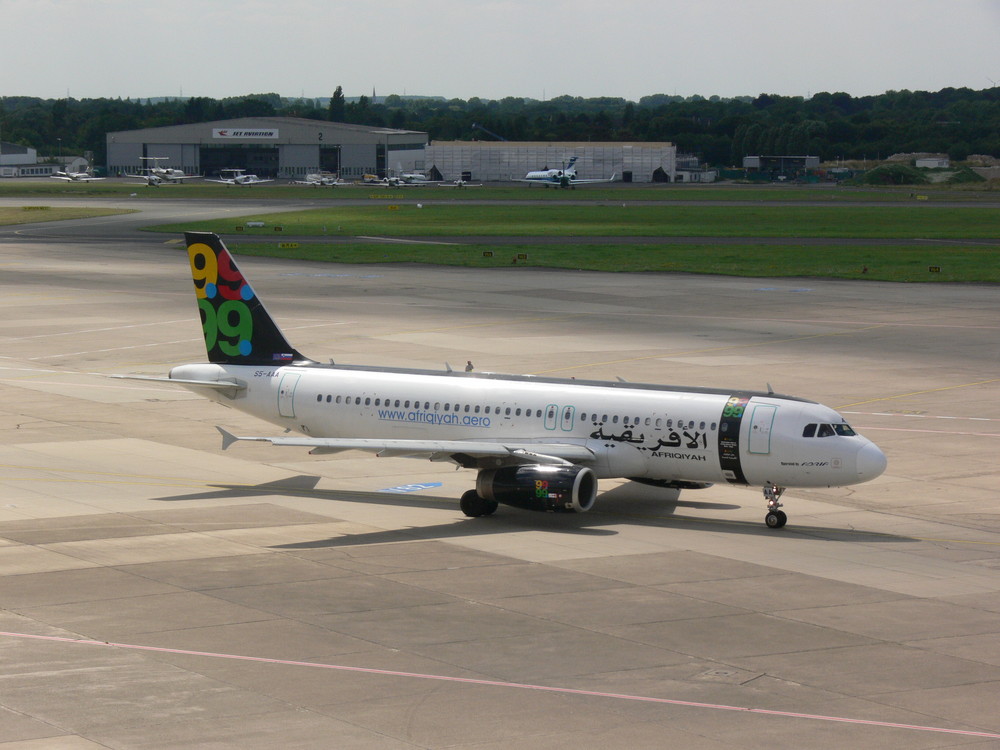 Afriqiyah S5-AAA Airbus A320-231