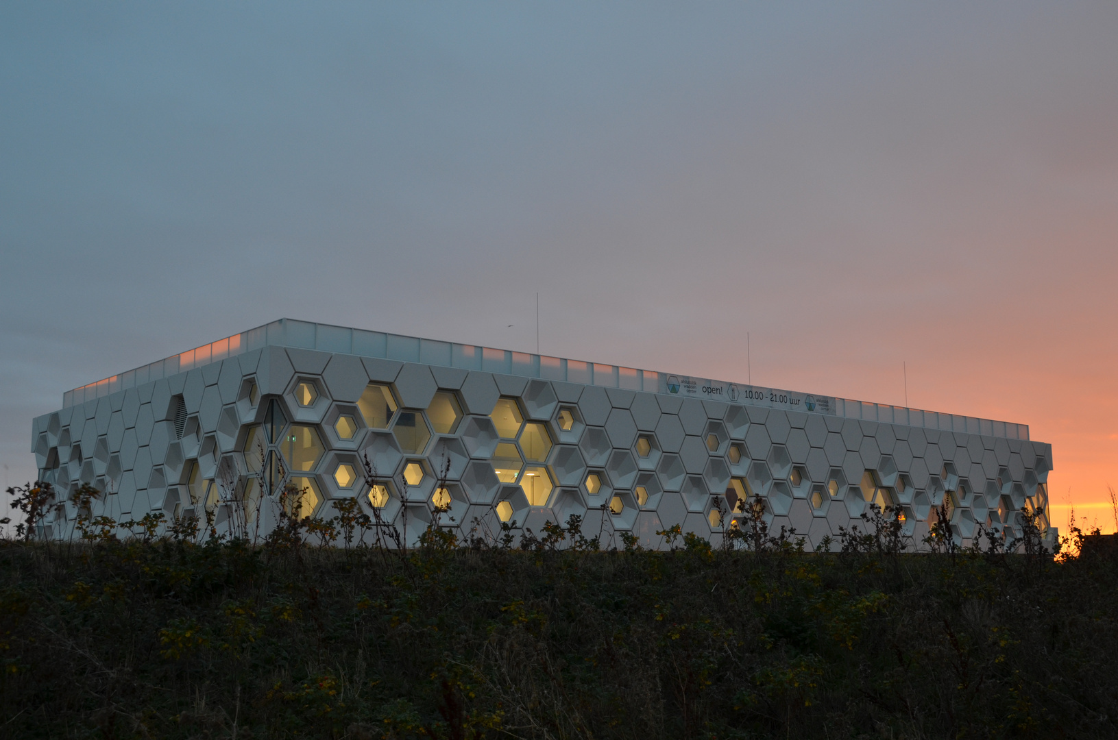 Afsluitdijk Wadden Center Sunset