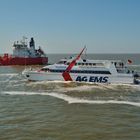 AG Ems - Katamaran auf rasender Fahrt von Borkum nach Emden