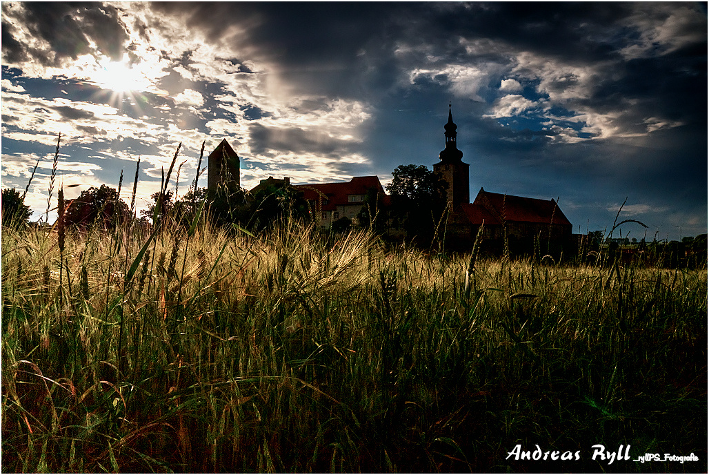 Against the Sun / Gegen die Sonne