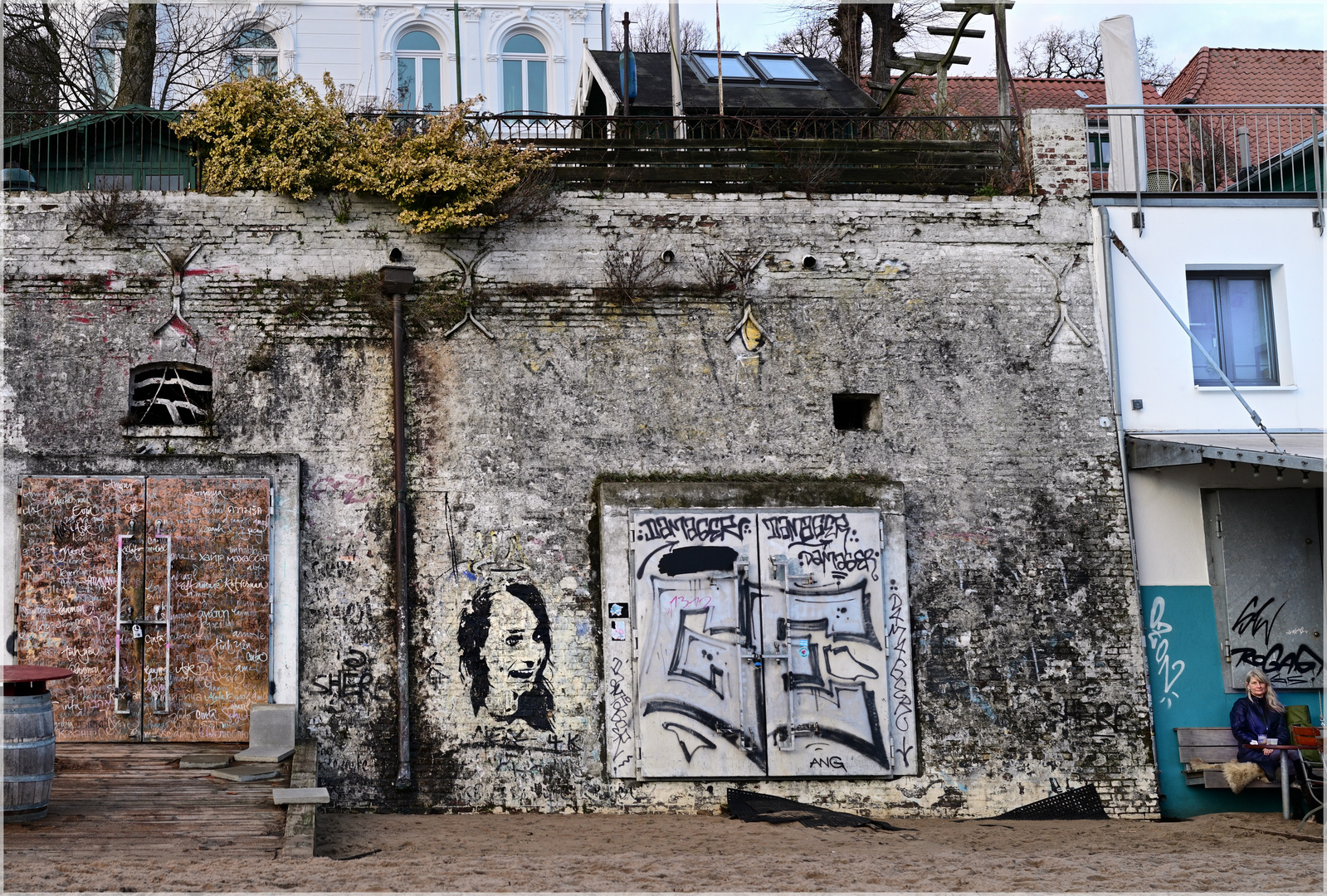 Agape – Graffiti beim Ahoi Strandkiosk