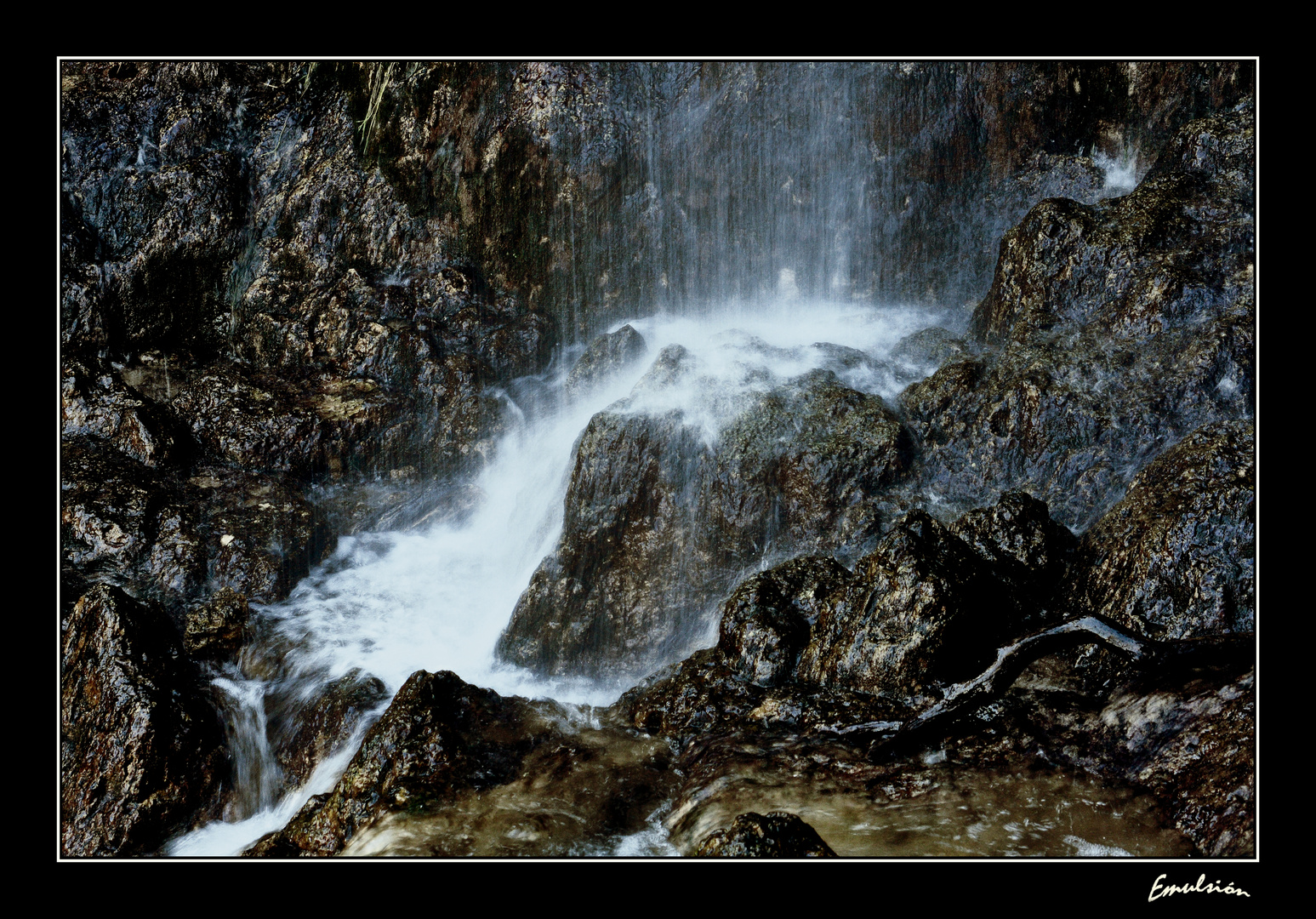 Agua y piedra