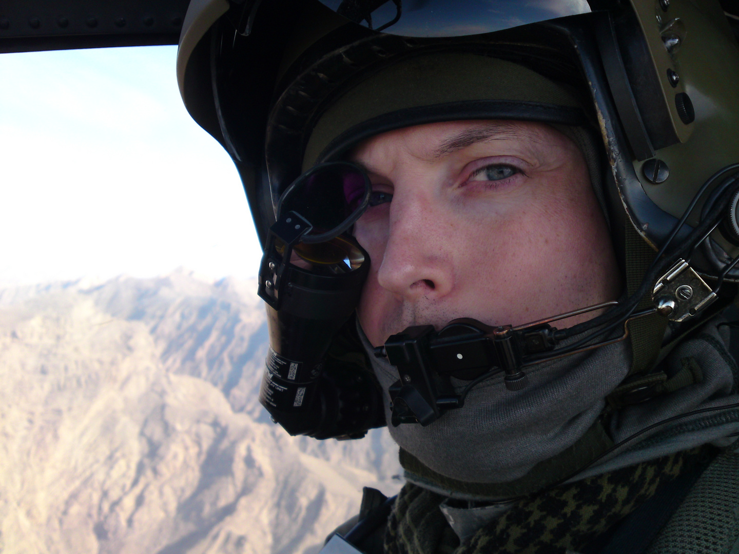 AH-64D Pilot at work in Afghanistan