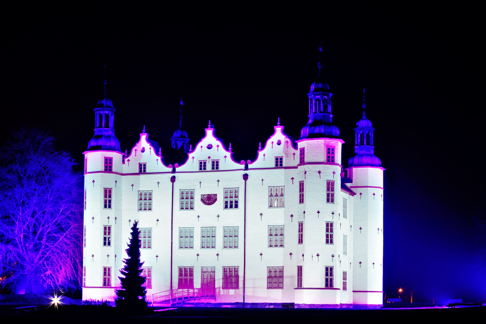 Ahrensburger Schloss Blue Light Night II