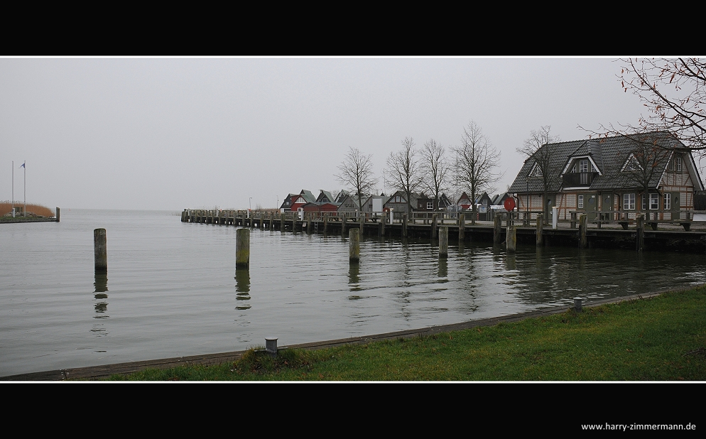 Ahrenshooper Hafen im Dezember