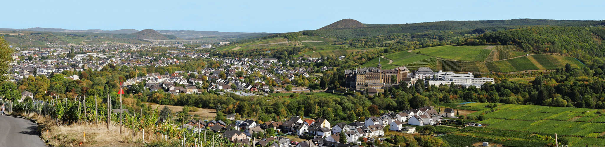 Ahrweiler mit Kloster Kalvarienberg