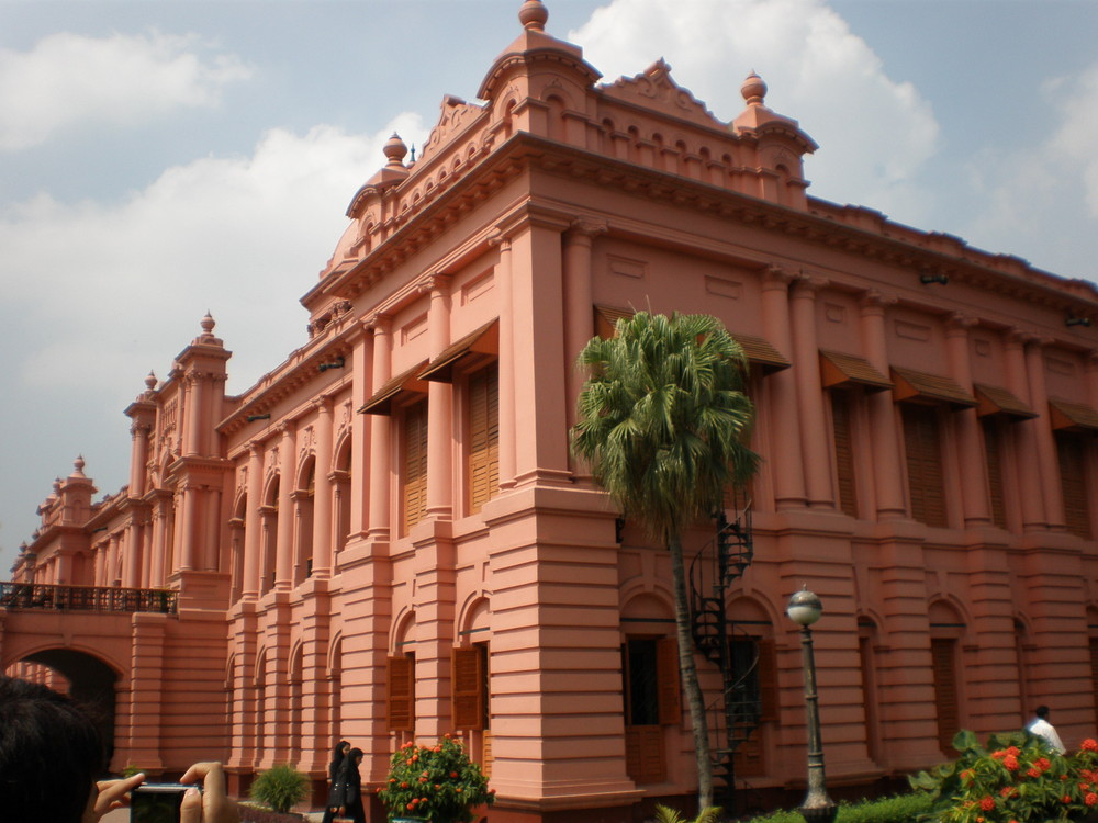 ahsan manzil in puran dhaka