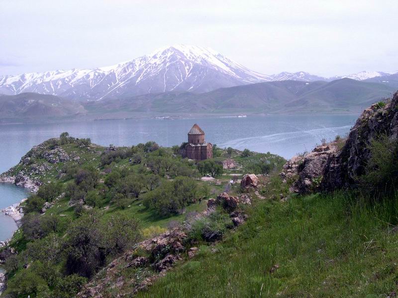 ahtamara church