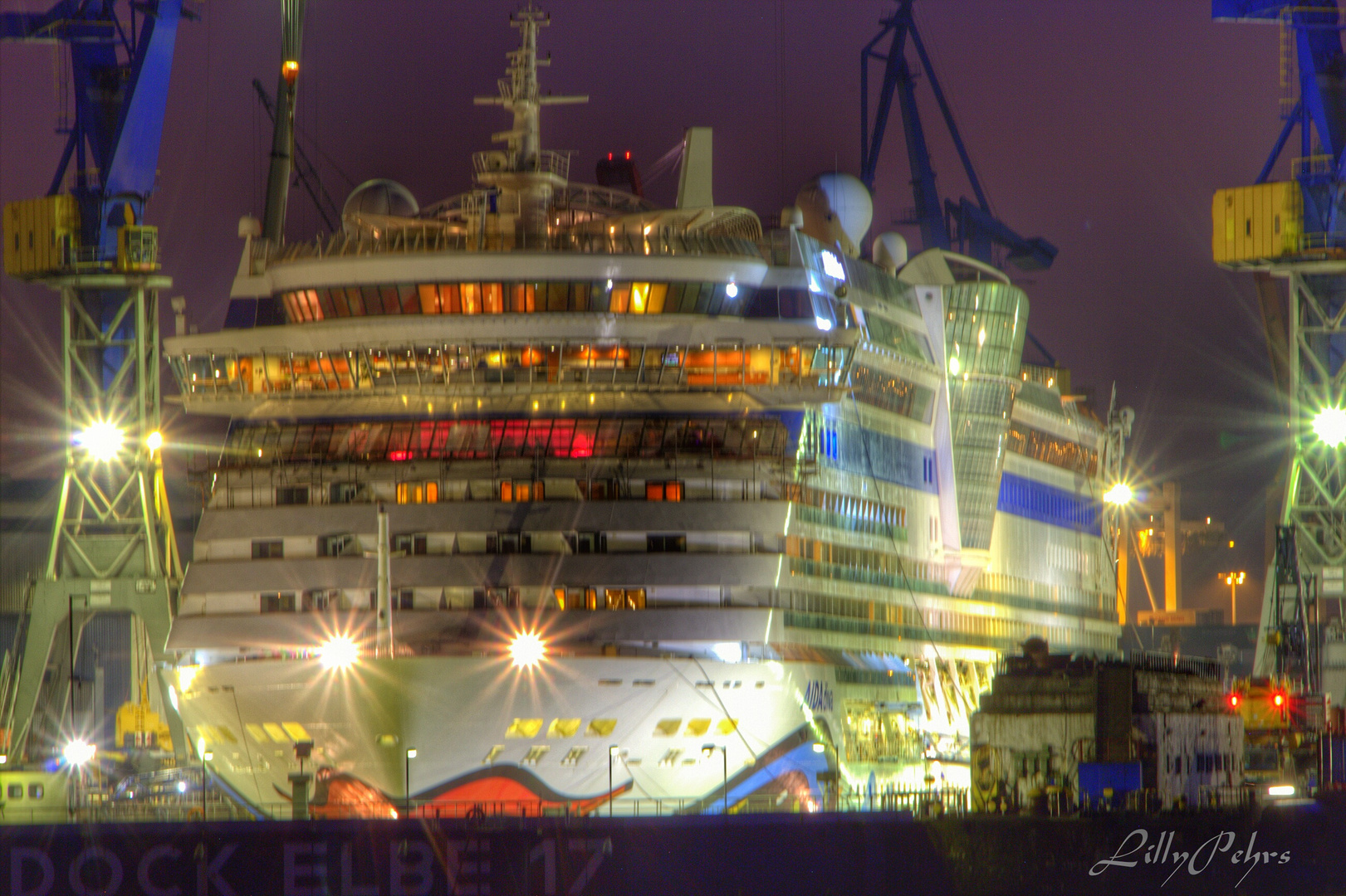 Aida Luna bei Bloom und Voss in Hamburg