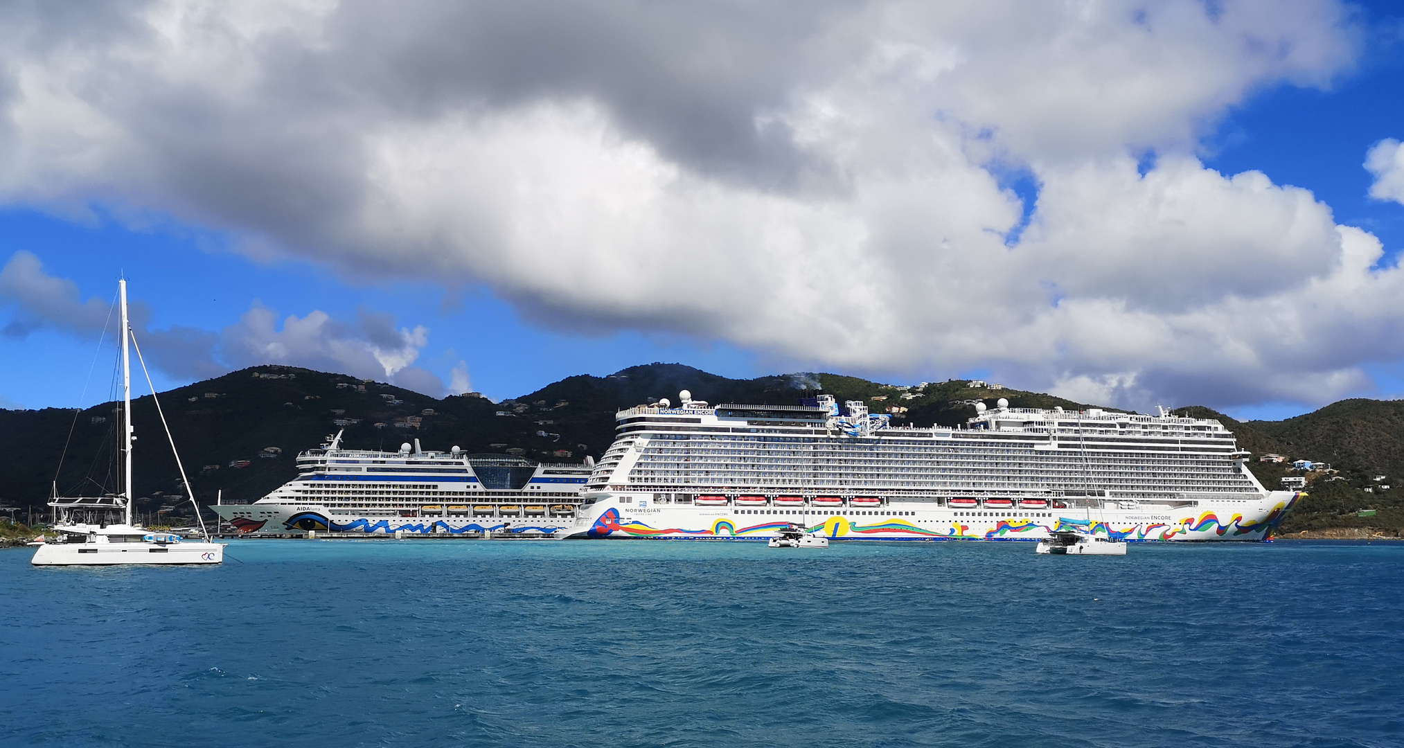 Aida luna und Norwegian Encore