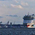 AIDAaura und AIDAluna laufen aus Kiel aus (28.08.2018)