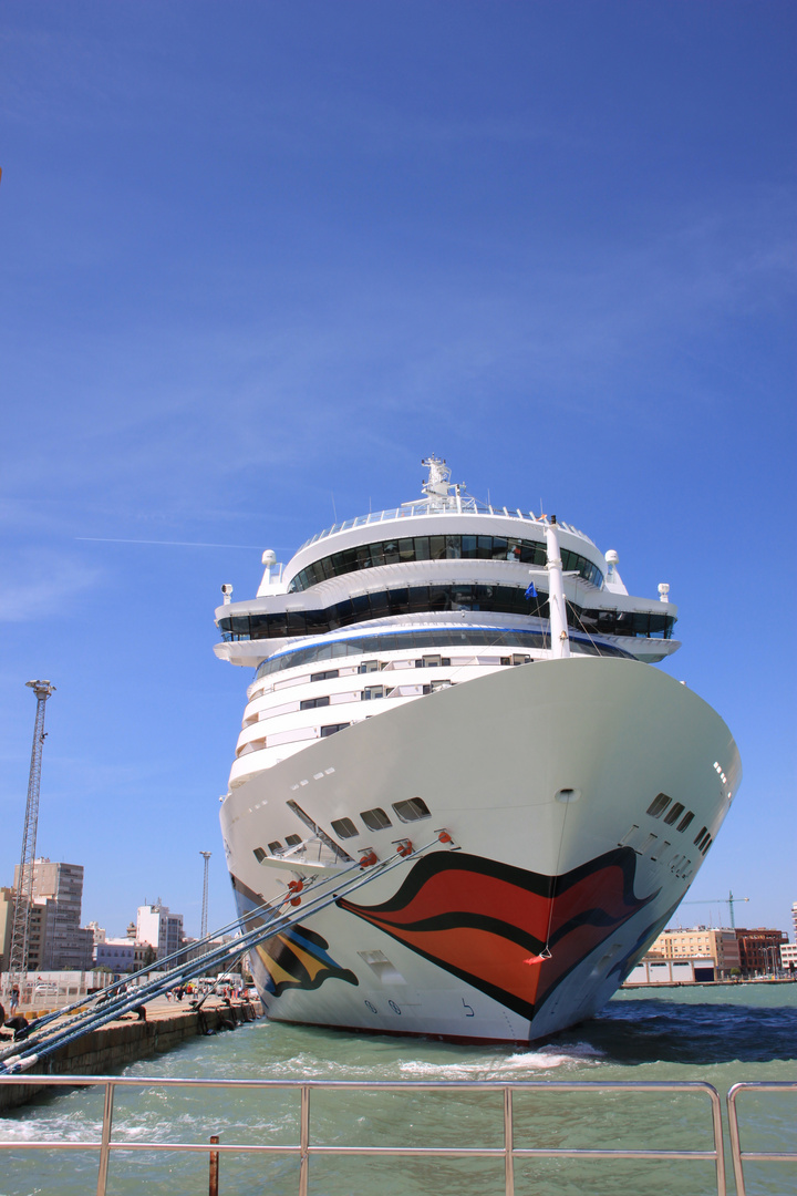 AIDAbella in Cádiz