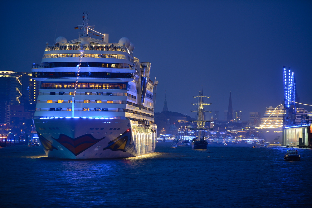 AIDAstella und MSC Magnifica bei den Hamburg Cruise Days