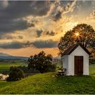 Aidlinger Kapelle am Abend