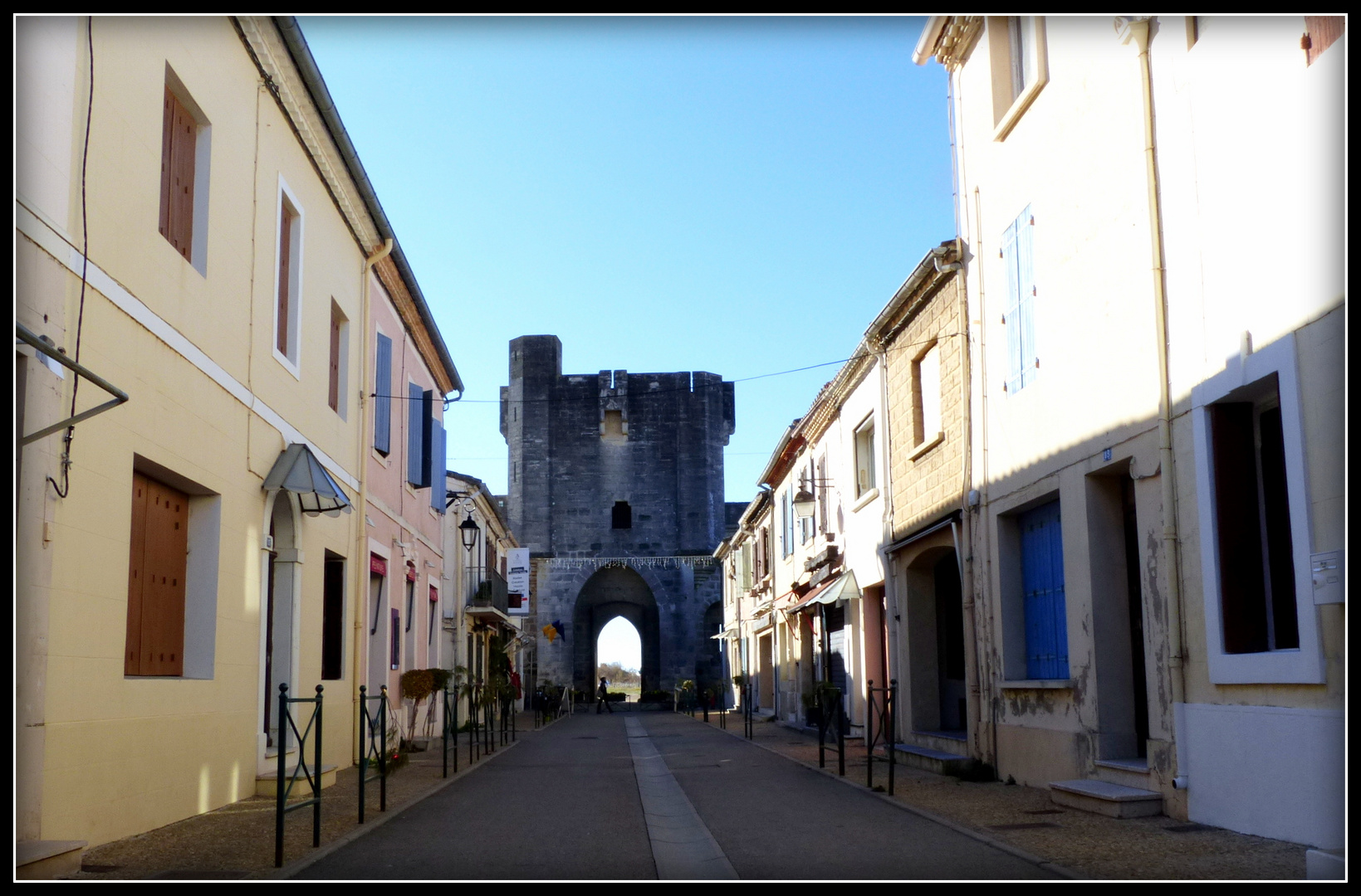 AIGUES - MORTES - 11 - 