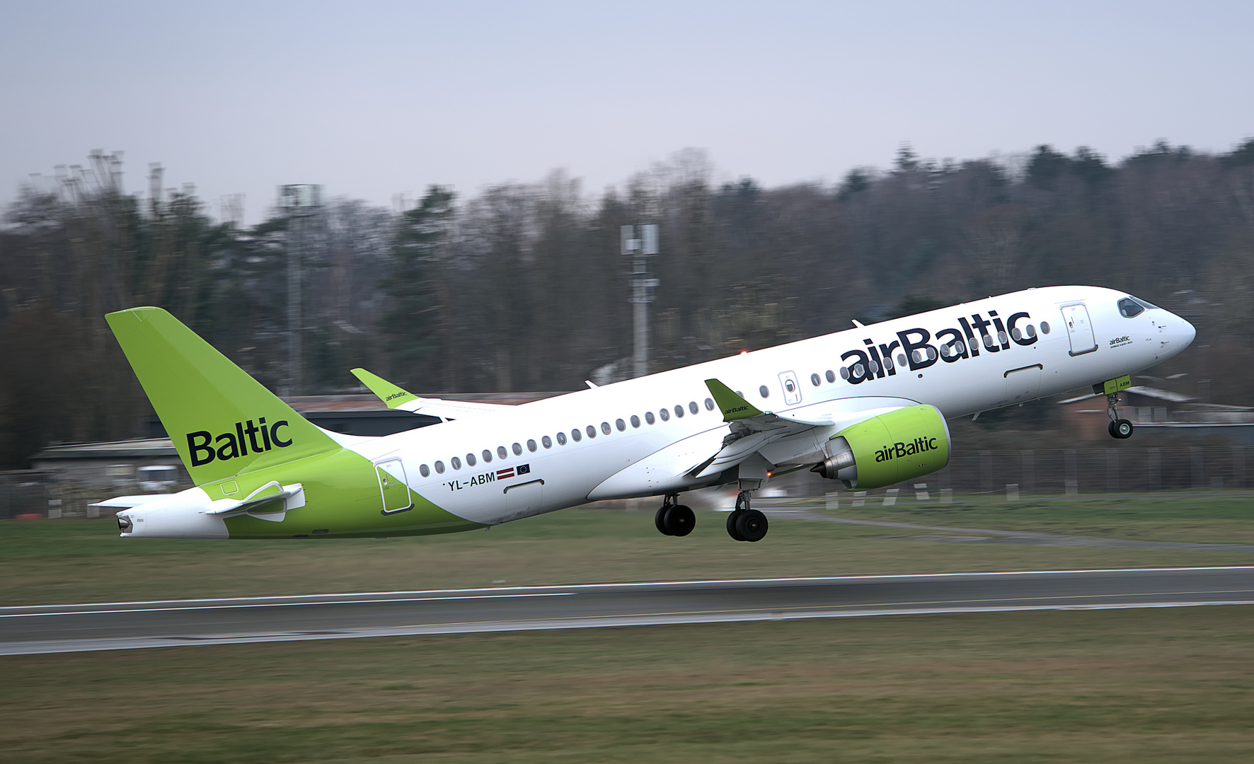 Air Baltic Airbus A220-300 