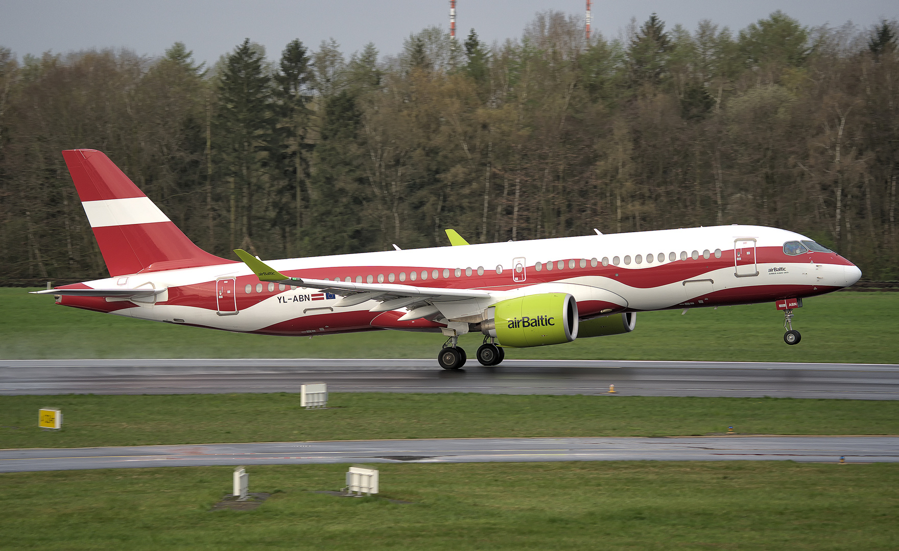  Air Baltic Airbus A220-300