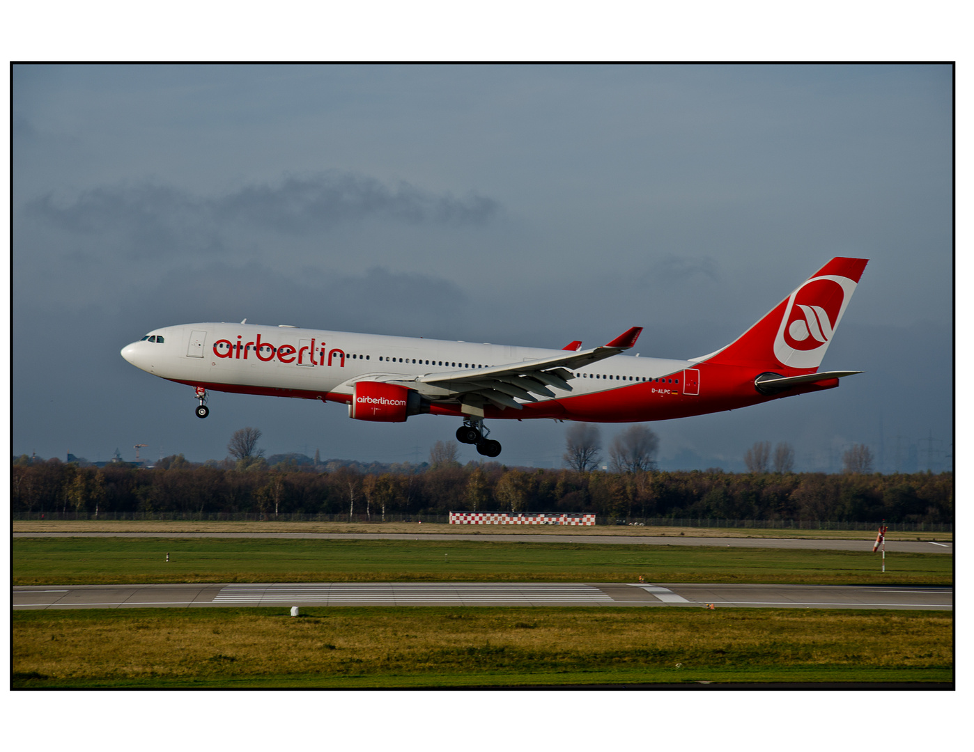 Air Berlin Airbus A330-223