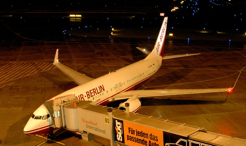 Air-Berlin Boeing 737-800 (D-ABAP) in DUS (Flughafen Düsseldorf)