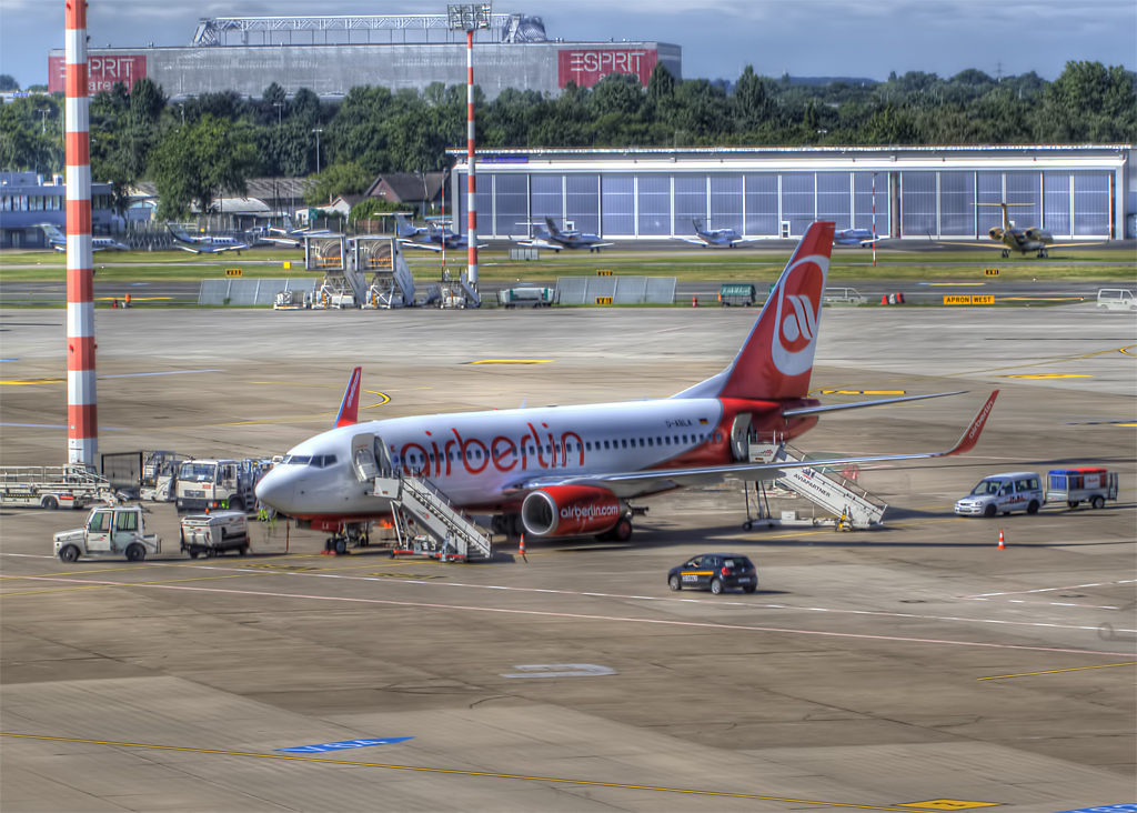 Air Berlin Boeing 737 in HDR