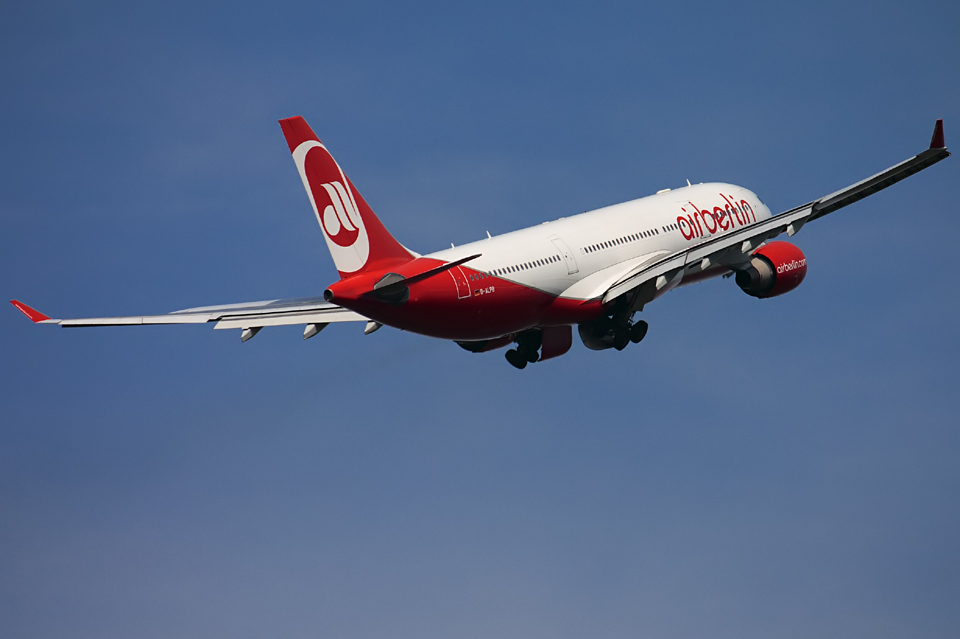 Air Berlin - D-ALPB