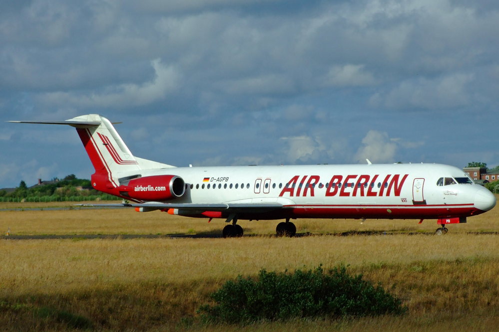 Air Berlin Fokker 100