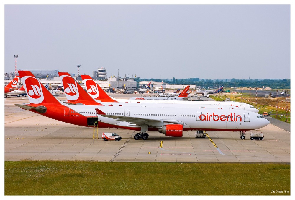 Air Berlin in Reih und Glied