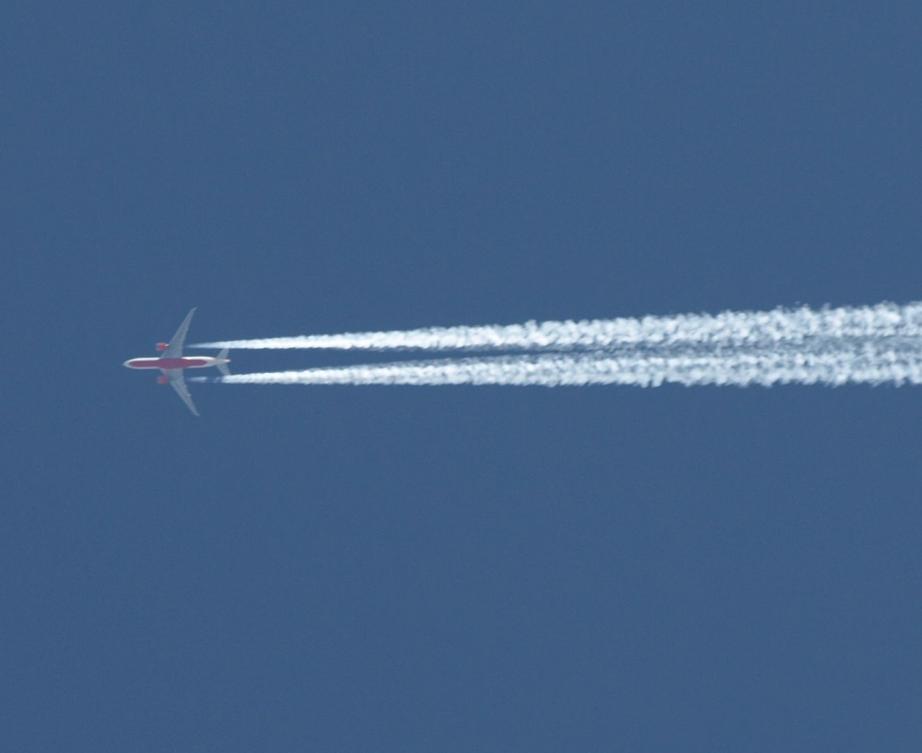 Air Berlin ... ??? Jedenfalls sehr hoch ...