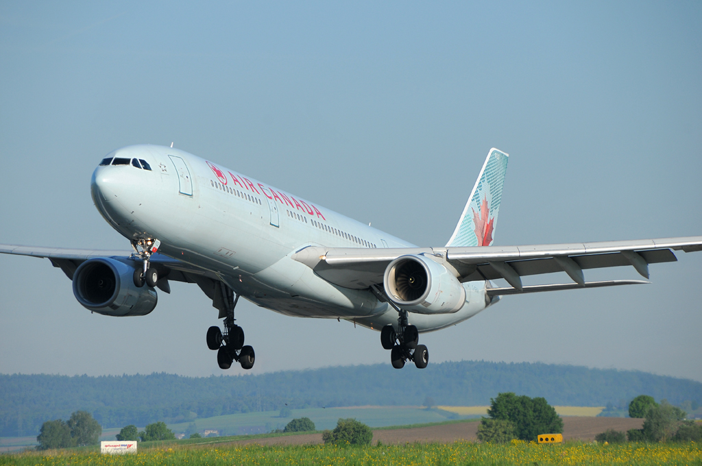 Air Canada Airbus A330-343X C-GFAH