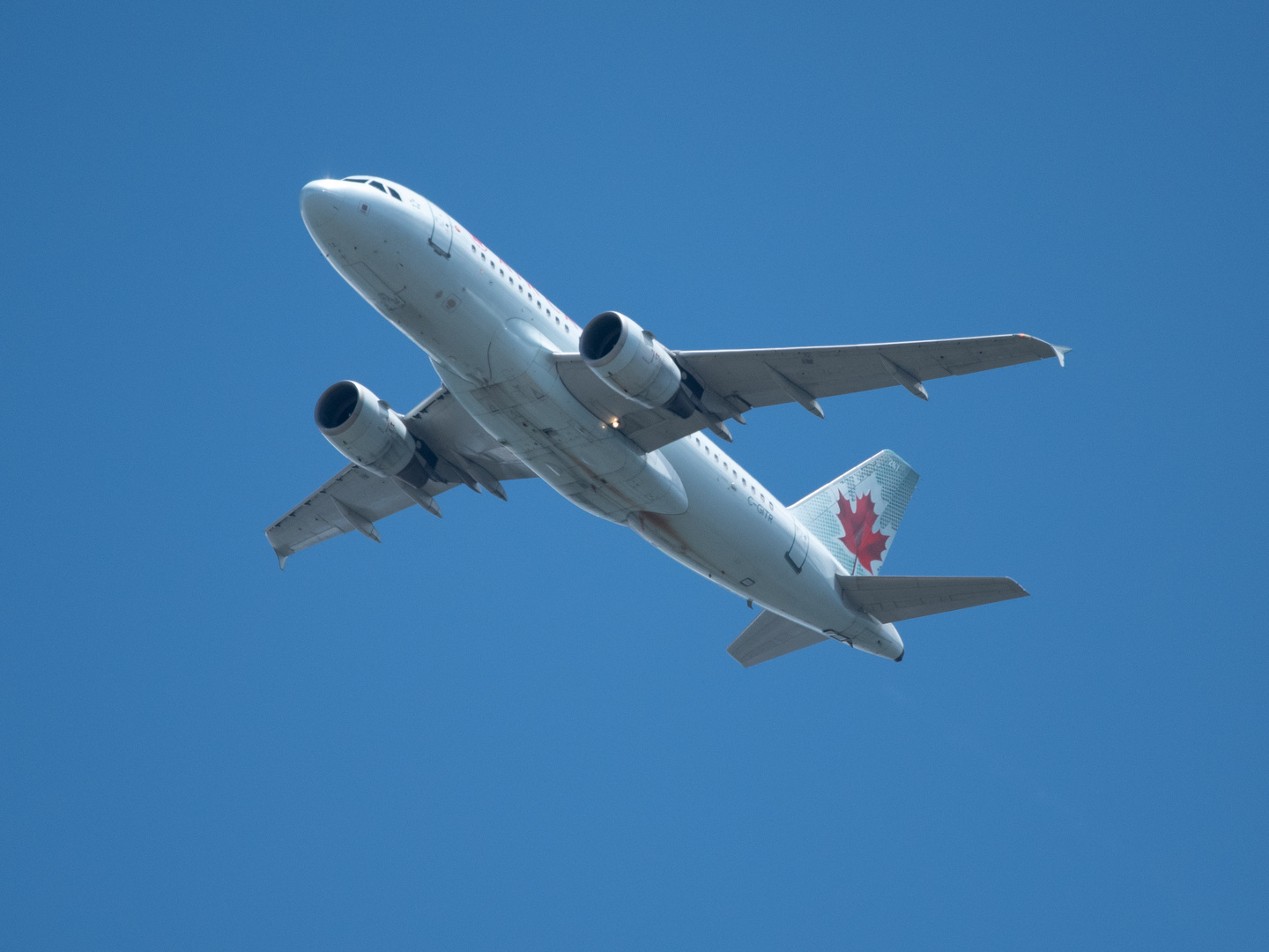 Air Canada approaching YYZ