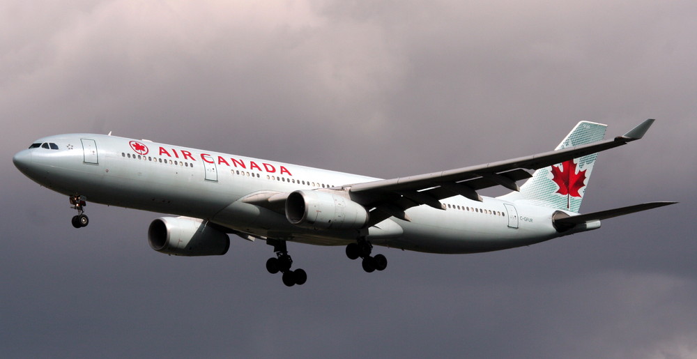 Air Canada C-GFUR
