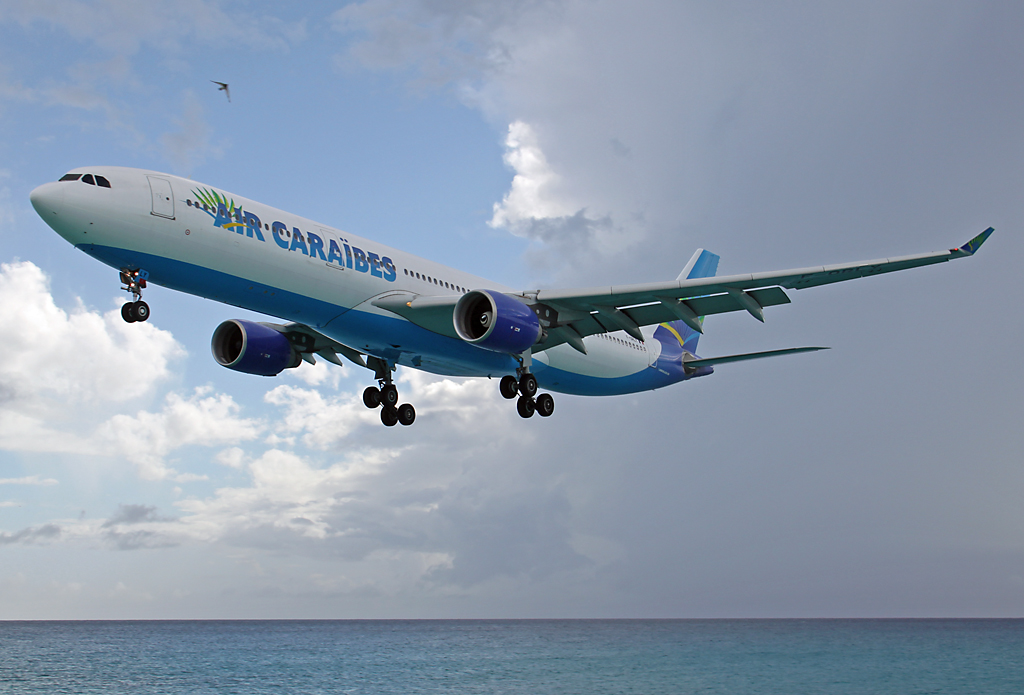 Air Caraibes Airbus A330 in SXM