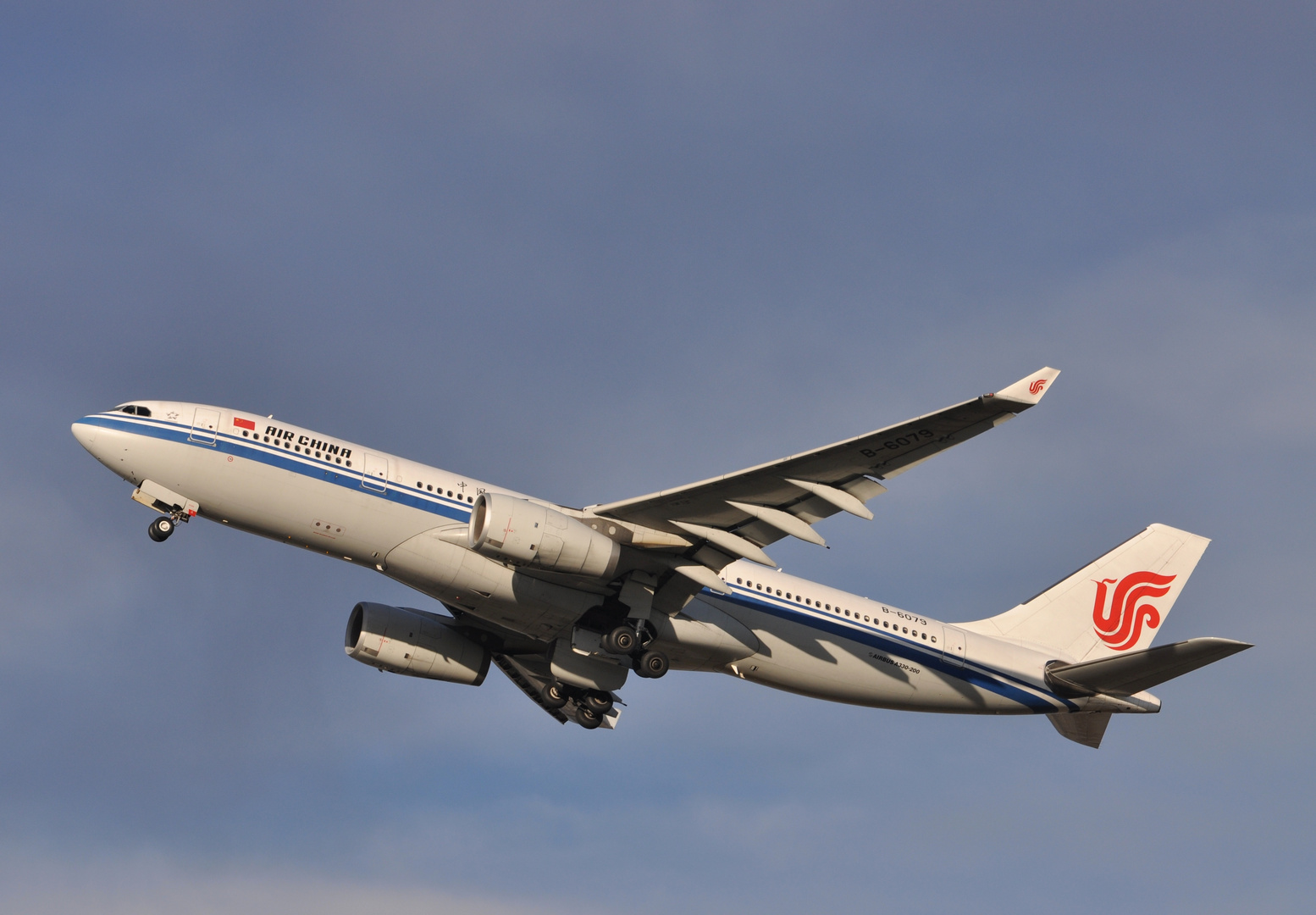 Air China B-6079