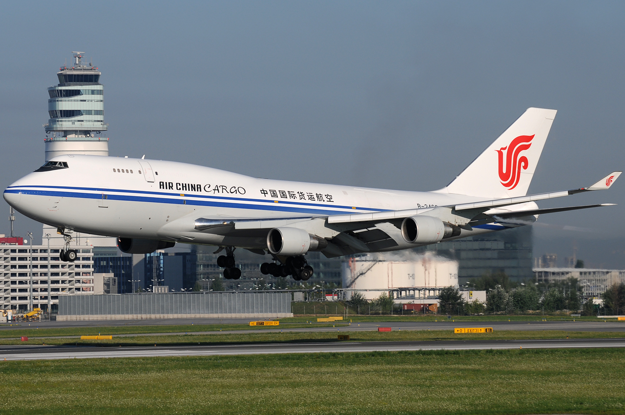 Air China Cargo 747-400F ...