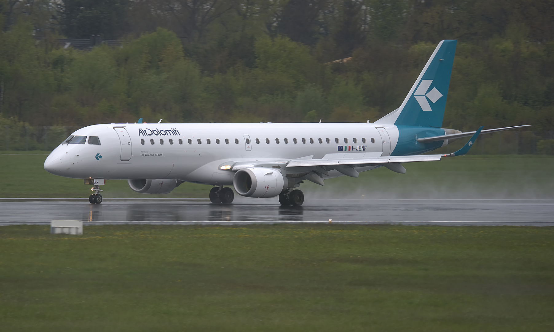  Air Dolomiti Embraer ERJ-190LR 